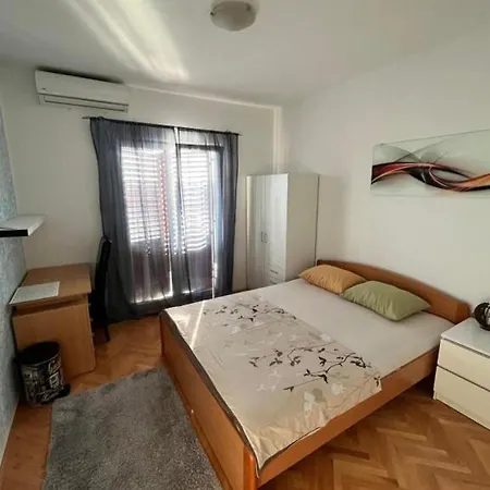 Apartment Ivana Makarska